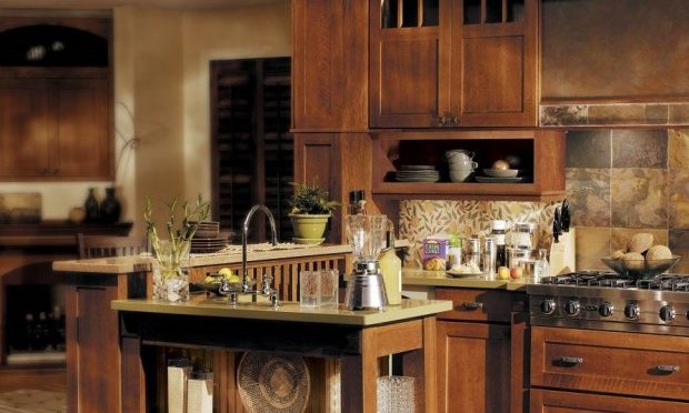 Custom Kitchen Cabinet Advantages Compared With Showroom Made Ones
