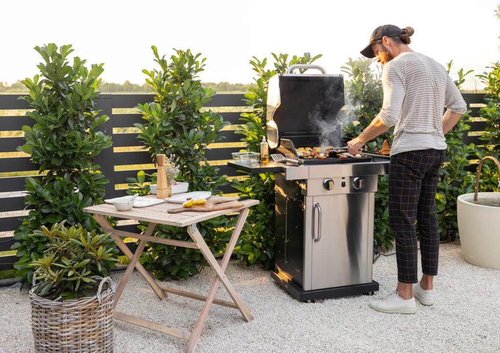 outdoor free standing grill